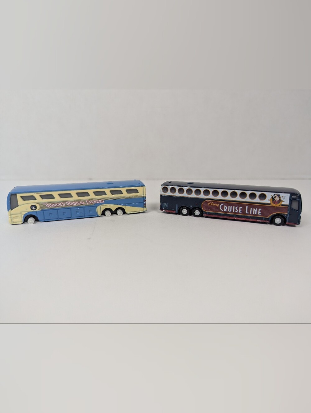 Disney Parks Diecast Bus - Lot of 2 - Cruise Line & Magical Express